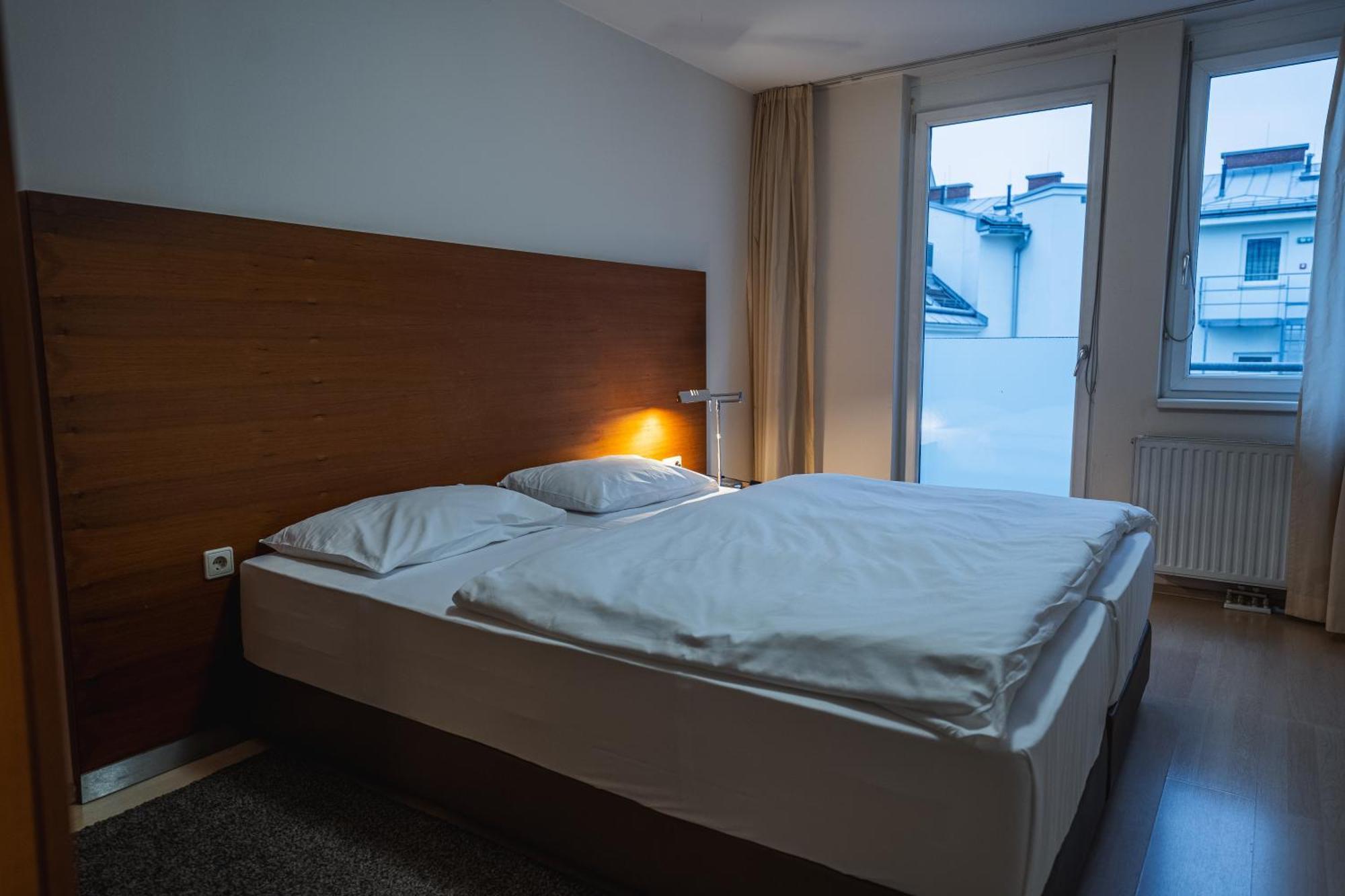 Apartament Eqbase