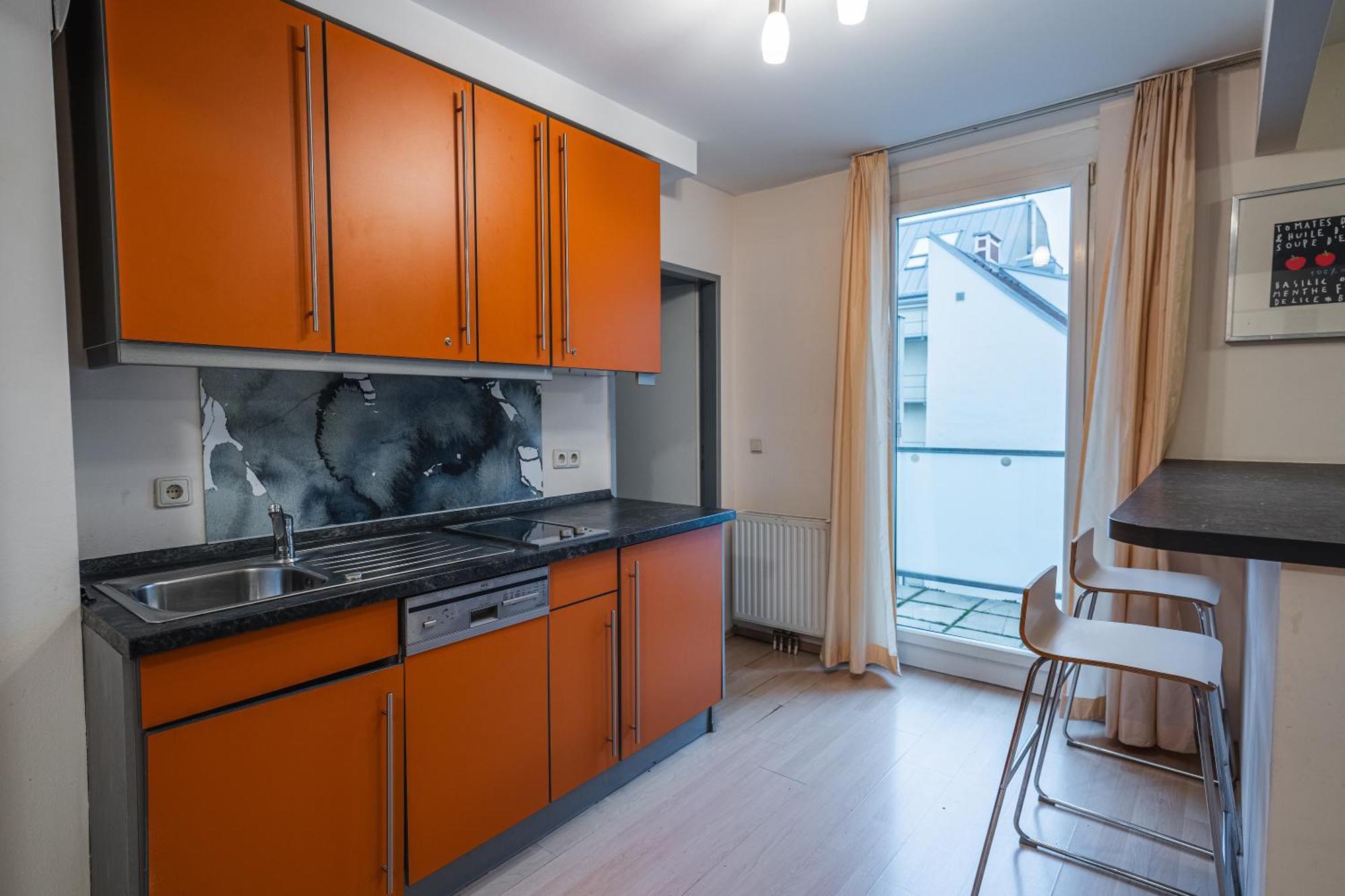 Eqbase Apartament *